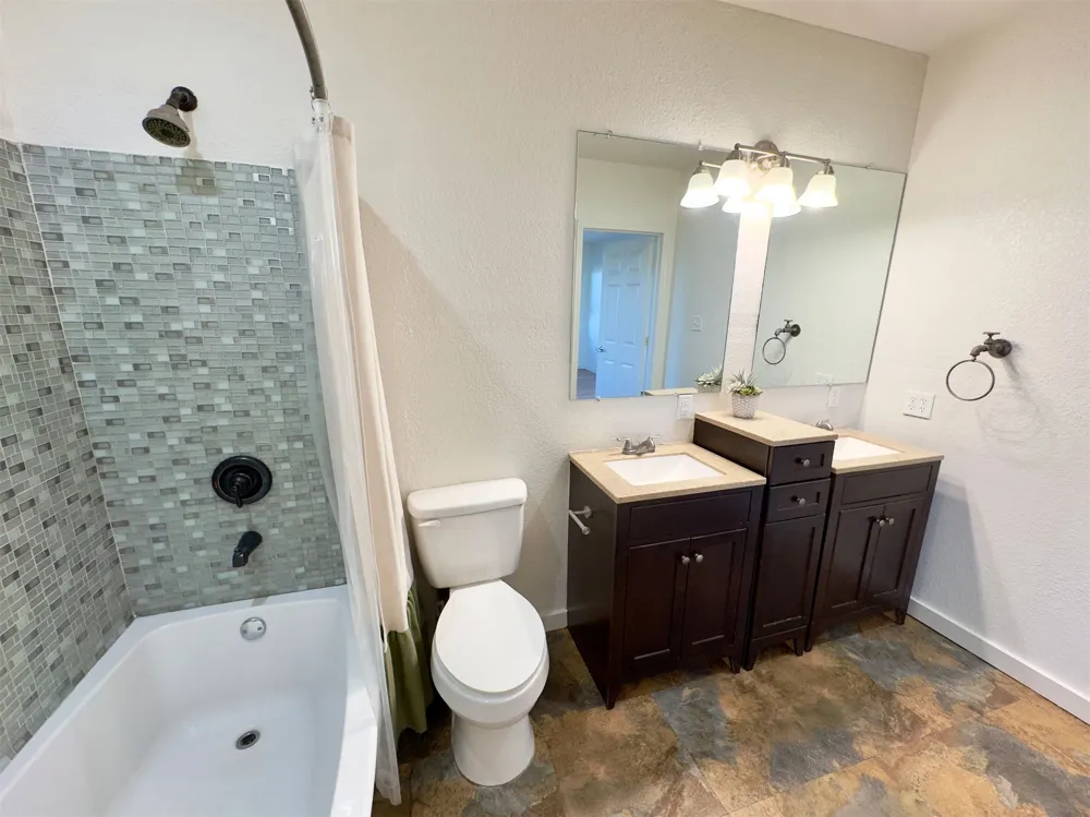 207 County Road 3214 Bridgeport, TX 76426
