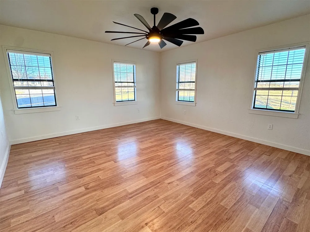 207 County Road 3214 Bridgeport, TX 76426