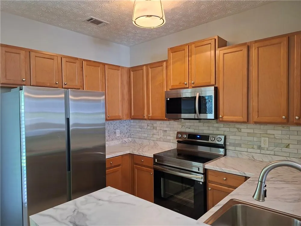 6283 Ellenwood Drive Rex, GA 30273