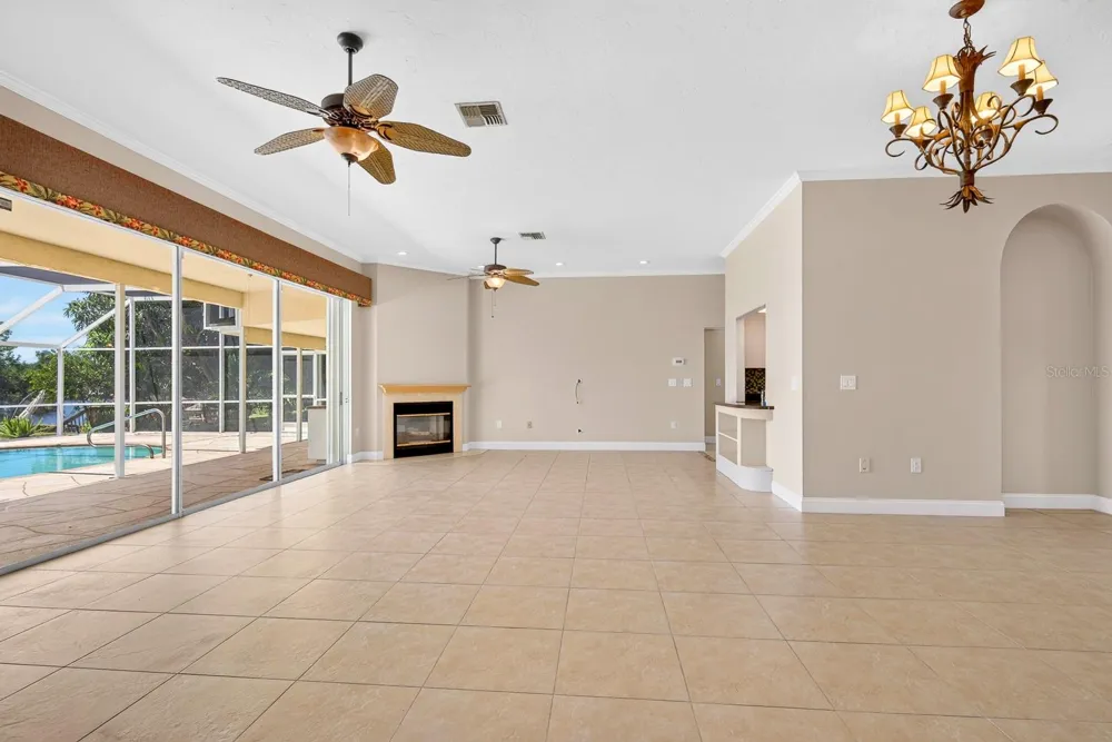 5410 61ST ST E Bradenton, FL 34203