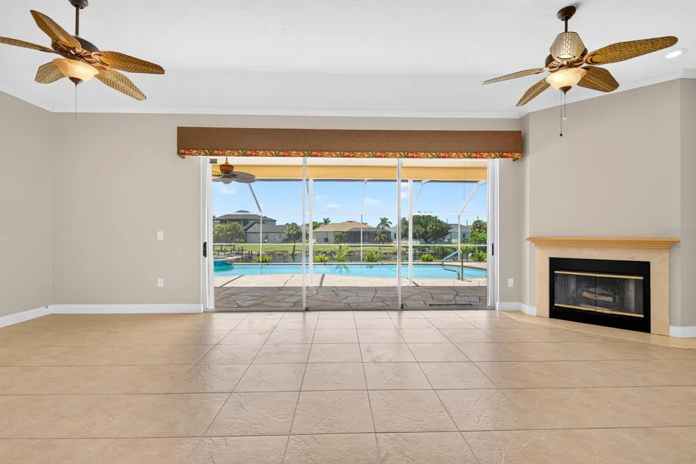 5410 61ST ST E Bradenton, FL 34203