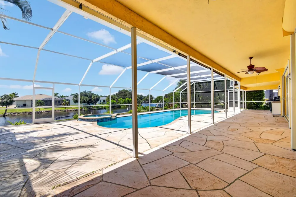 5410 61ST ST E Bradenton, FL 34203