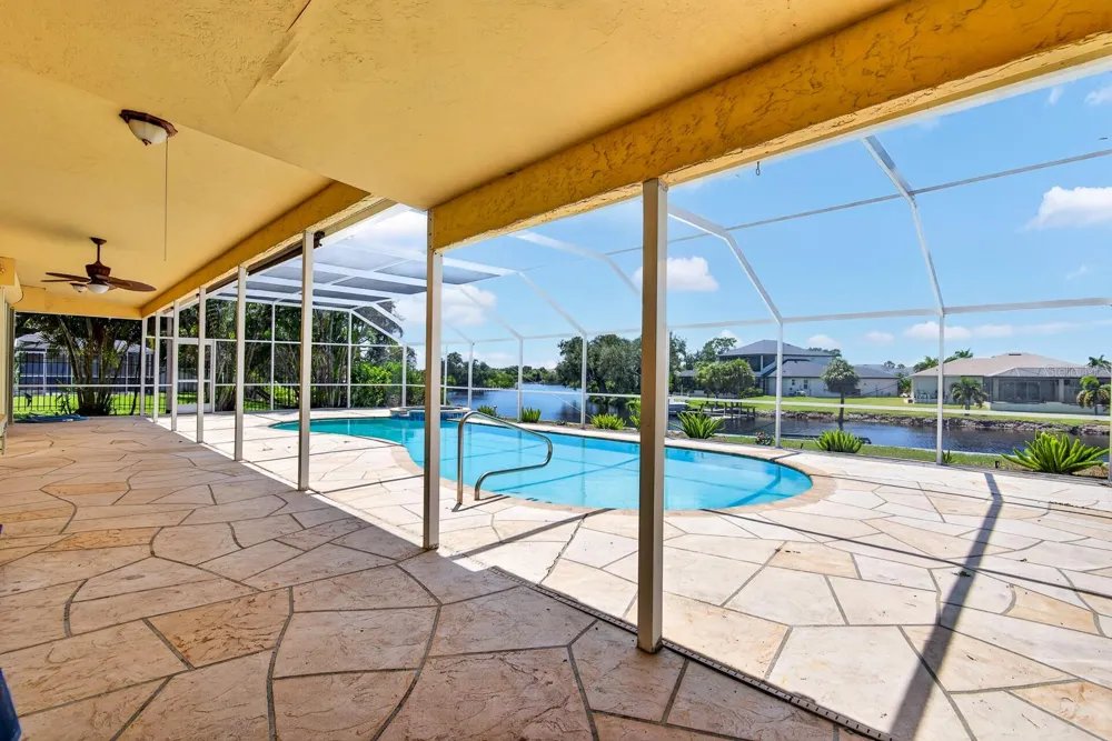 5410 61ST ST E Bradenton, FL 34203