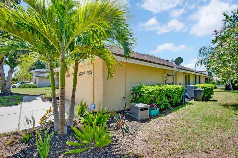 5410 61ST ST E Bradenton, FL 34203