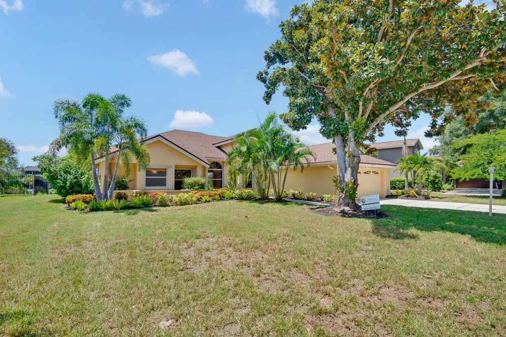 5410 61ST ST E Bradenton, FL 34203