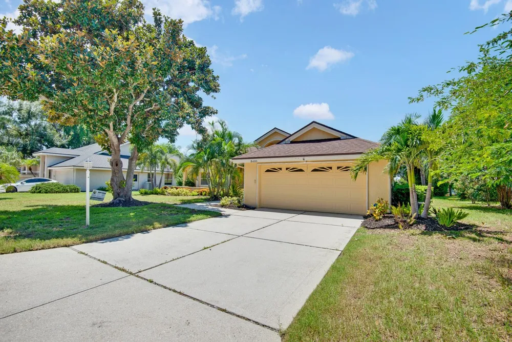 5410 61ST ST E Bradenton, FL 34203