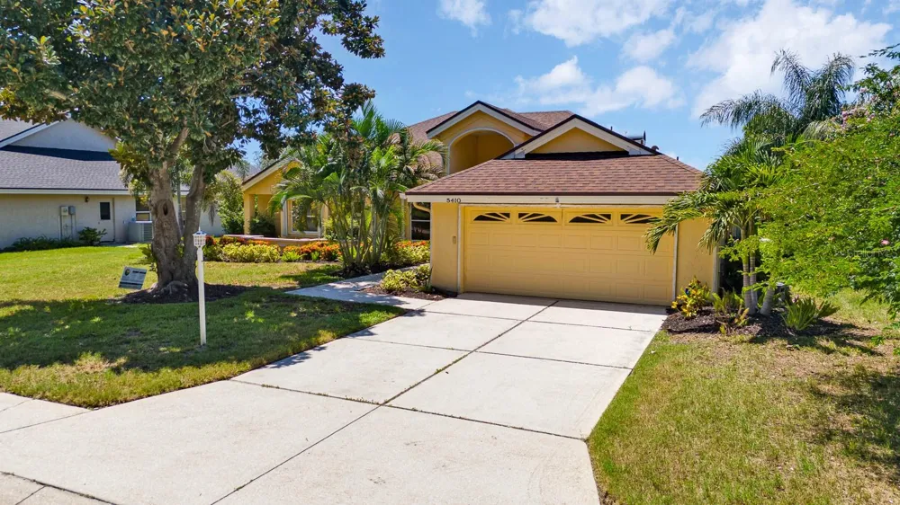 5410 61ST ST E Bradenton, FL 34203