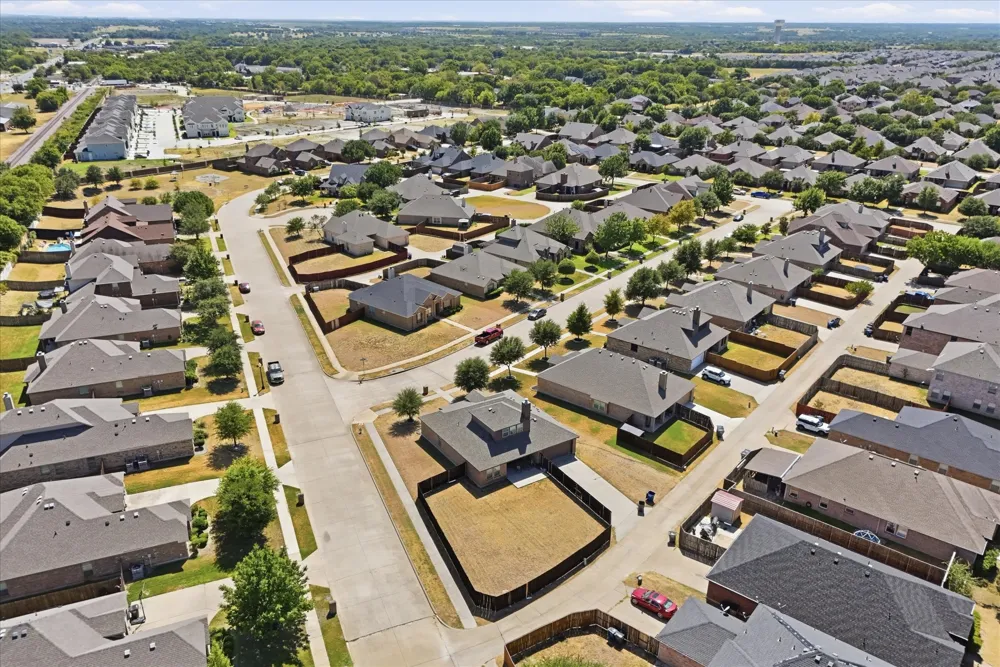 115 Blue Quail Road Red Oak, TX 75154