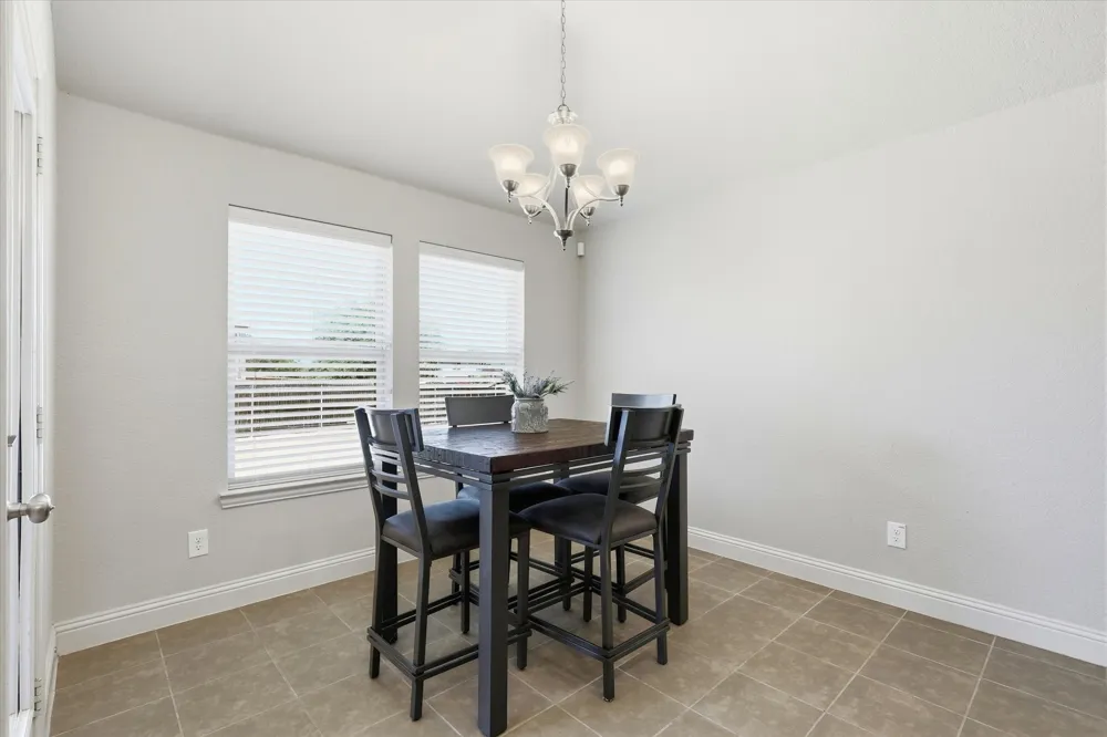 115 Blue Quail Road Red Oak, TX 75154