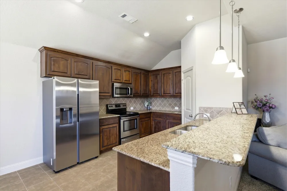 115 Blue Quail Road Red Oak, TX 75154