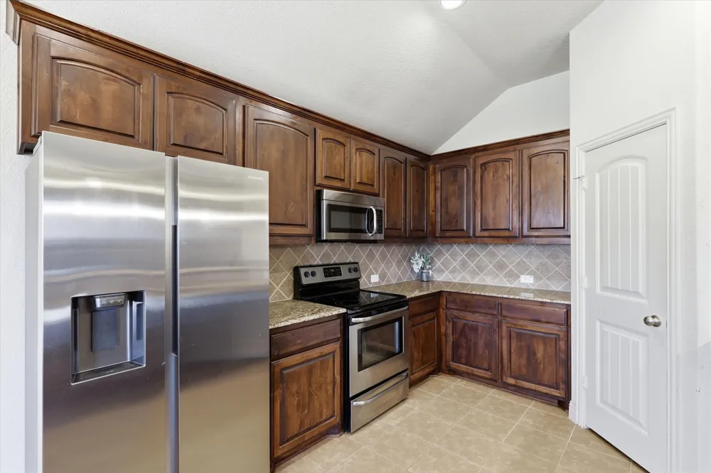 115 Blue Quail Road Red Oak, TX 75154