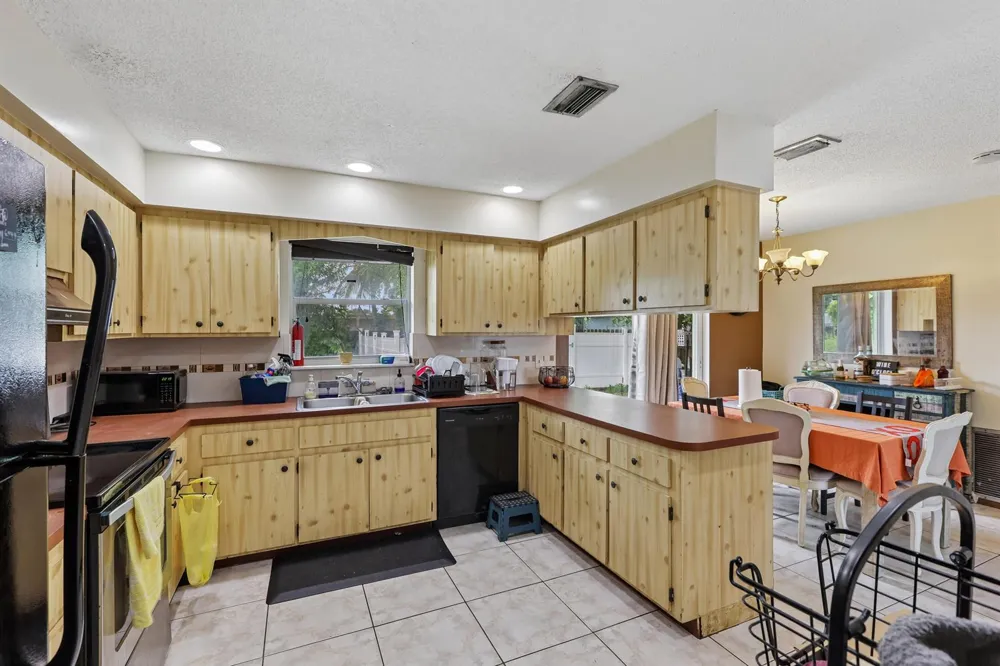 6444 SW 20TH COURT Miramar, FL 33023