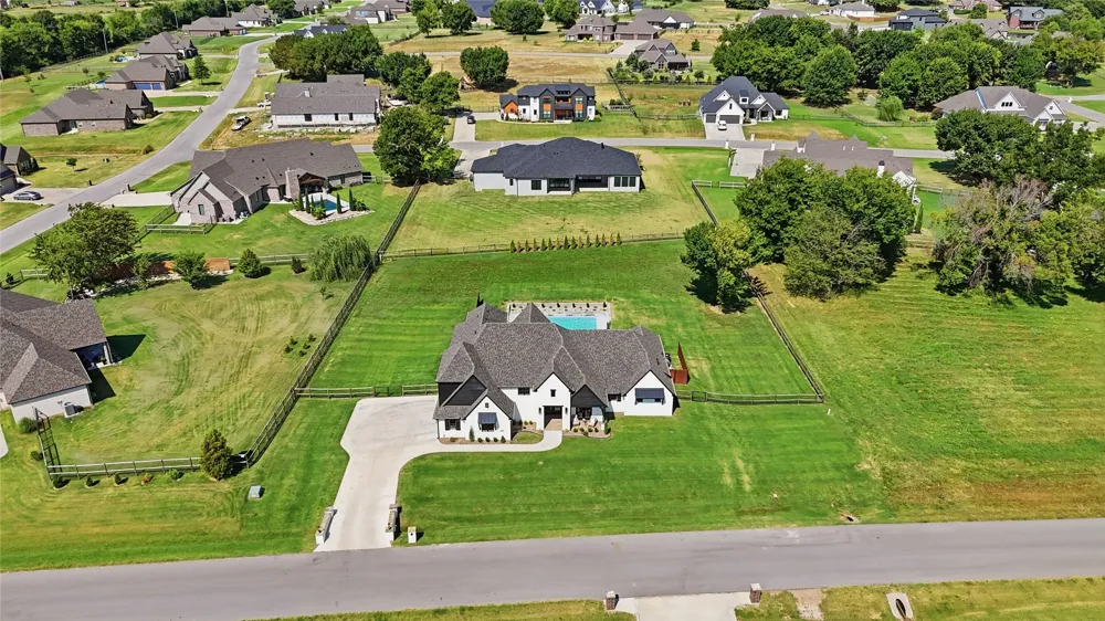 7814 S 288th East Avenue Broken Arrow, OK 74014