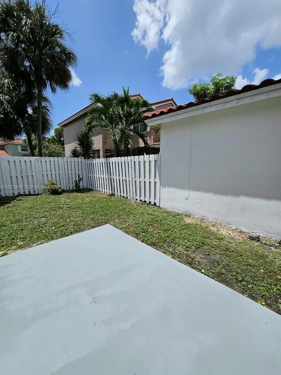 3860 Tree Tops Rd Cooper City, FL 33026