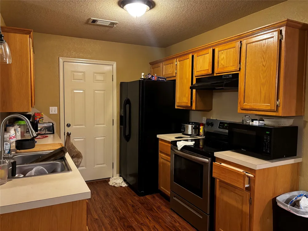 1519 Cherokee Trail Muldrow, OK 74948