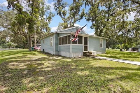 729 NW 3RD AVENUE