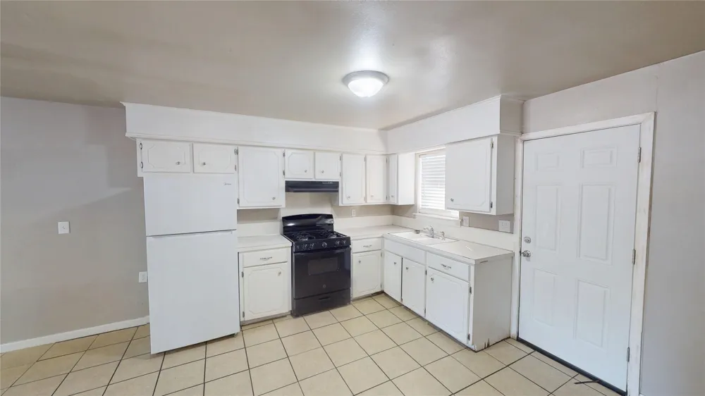 13858 S 292nd East Avenue #B Coweta, OK 74429