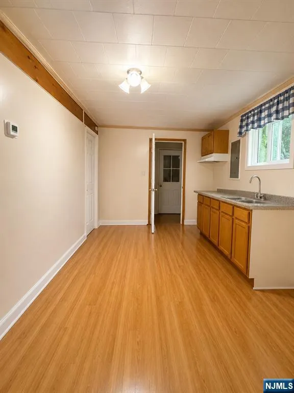 24 Quinn Street Paterson, NJ 07501
