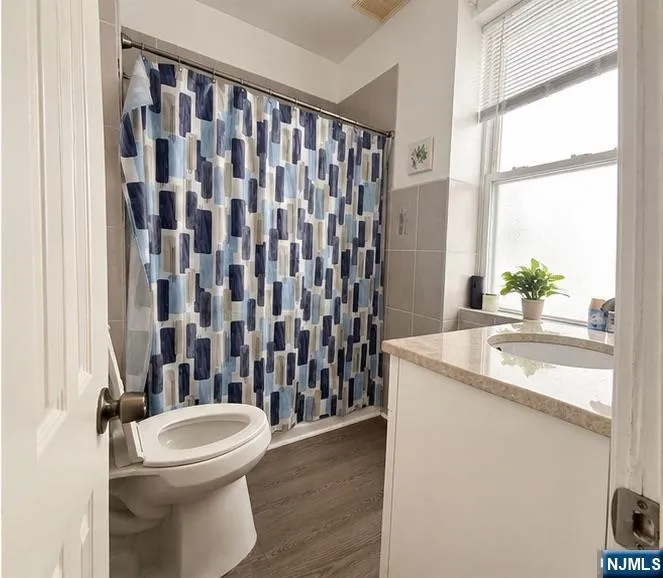 24 Quinn Street Paterson, NJ 07501