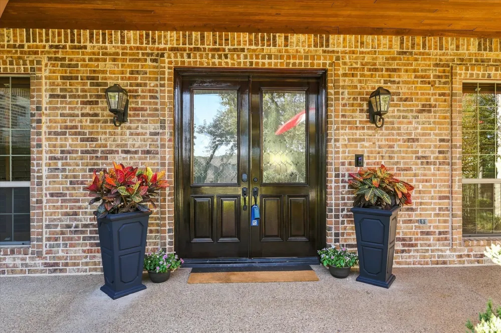 686 Knob Hill Court Argyle, TX 76226