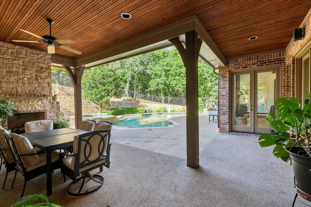 686 Knob Hill Court Argyle, TX 76226