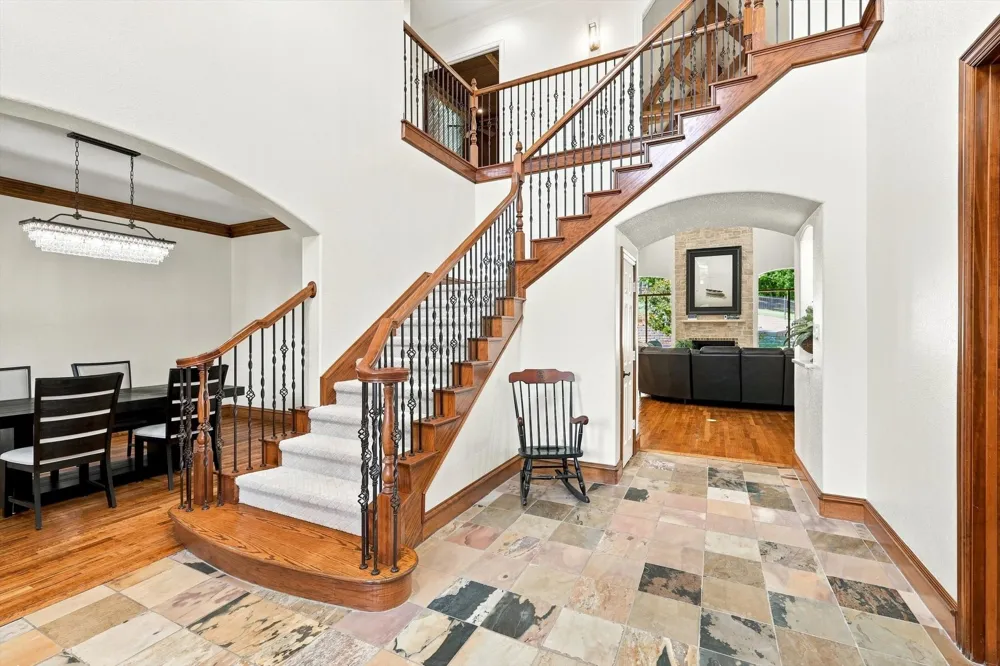 686 Knob Hill Court Argyle, TX 76226