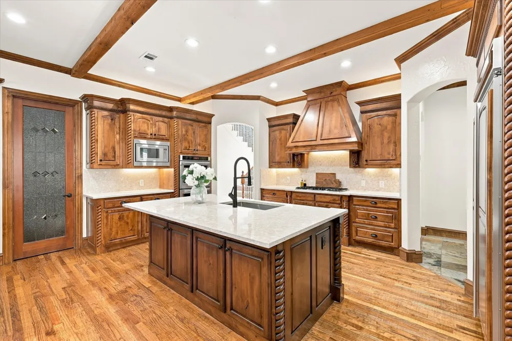 686 Knob Hill Court Argyle, TX 76226