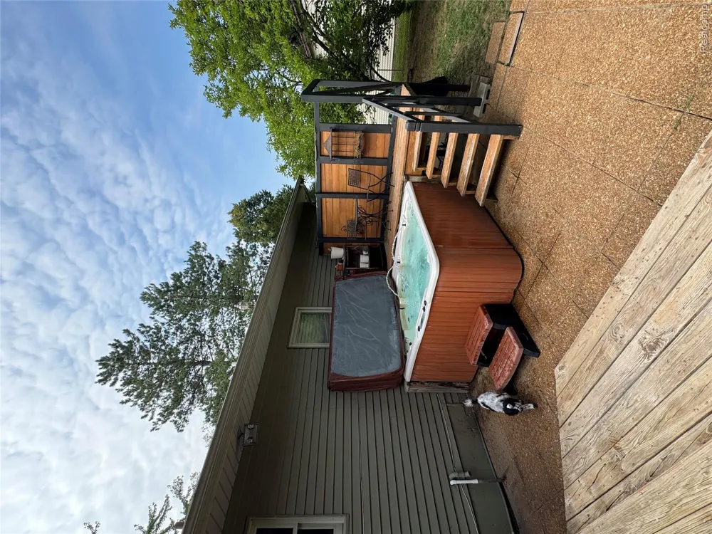 3877 Westlyn Drive Lake Orion Village, MI 48359