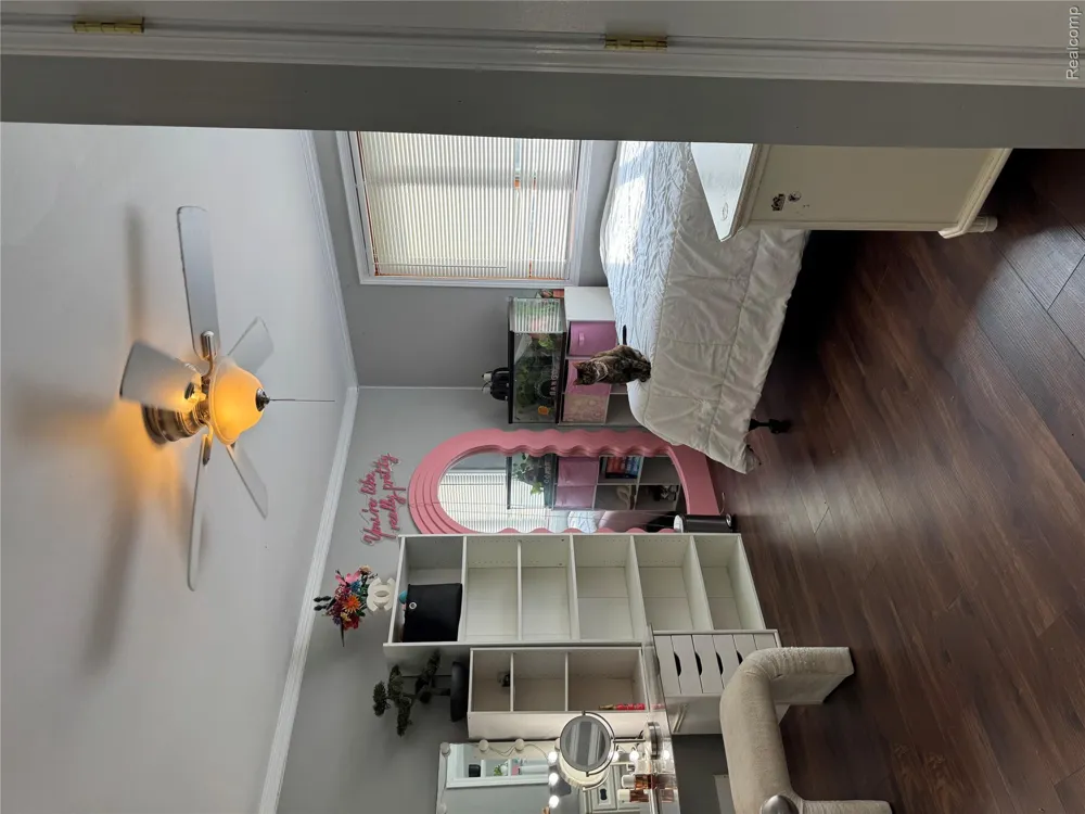 3877 Westlyn Drive Lake Orion Village, MI 48359