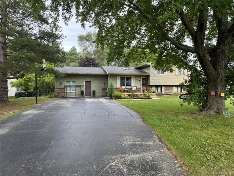 3877 Westlyn Drive