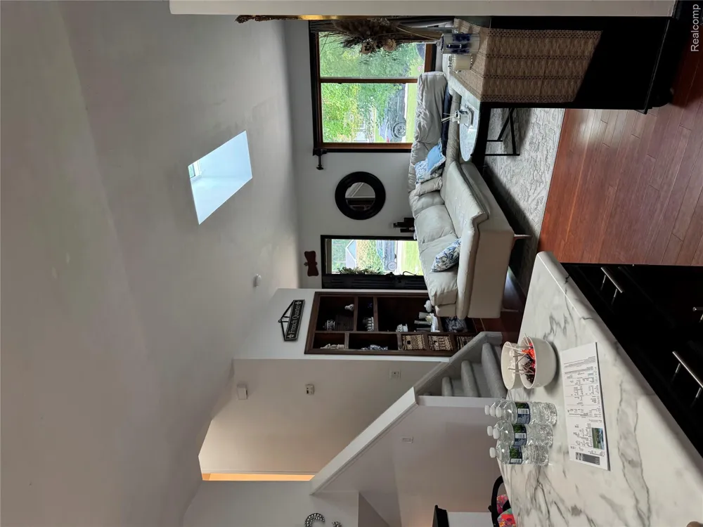 3877 Westlyn Drive Lake Orion Village, MI 48359