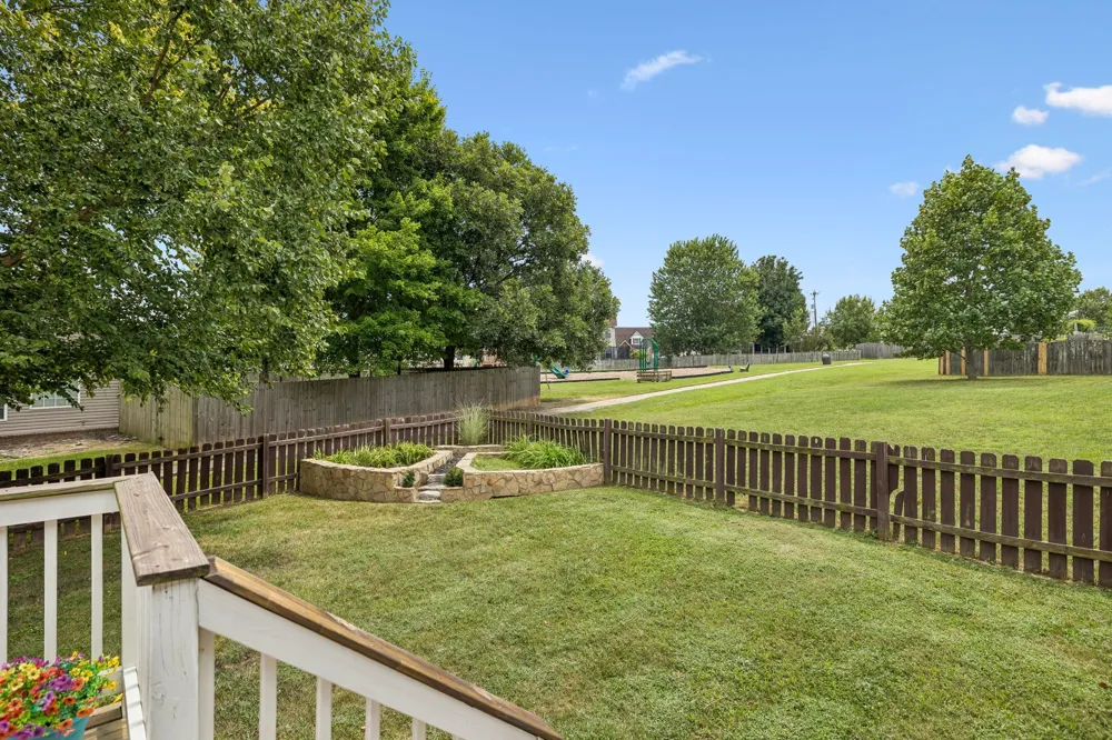 3991 Kristen St Spring Hill, TN 37174