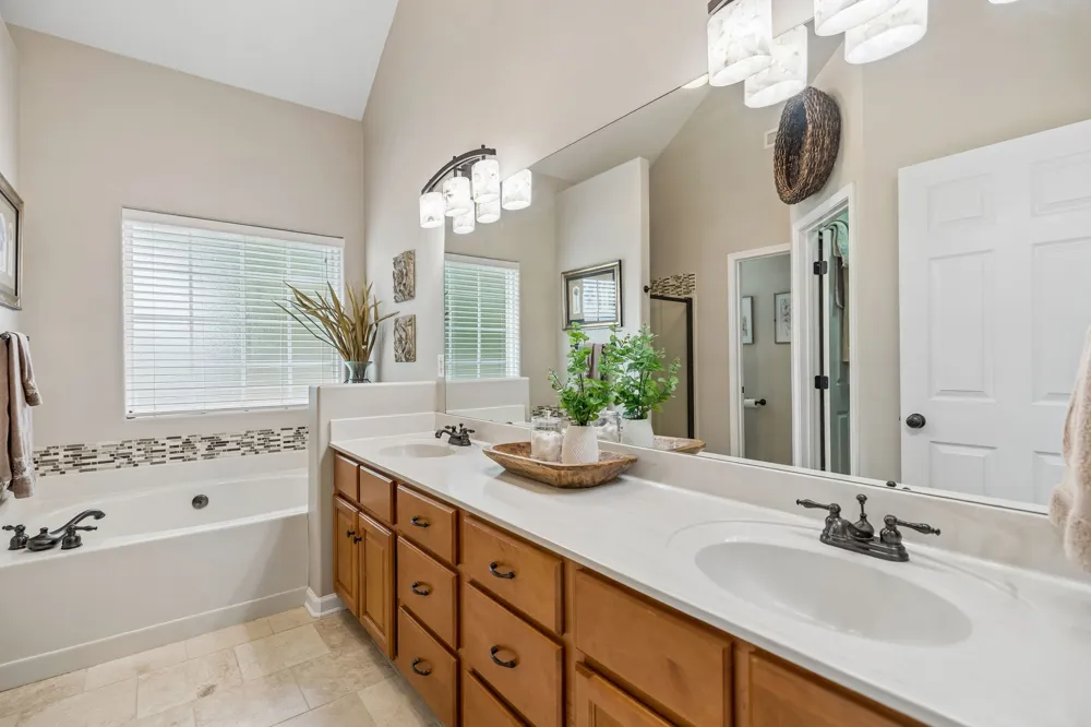 3991 Kristen St Spring Hill, TN 37174