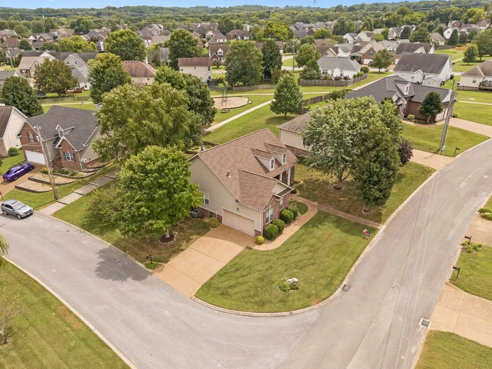 3991 Kristen St Spring Hill, TN 37174