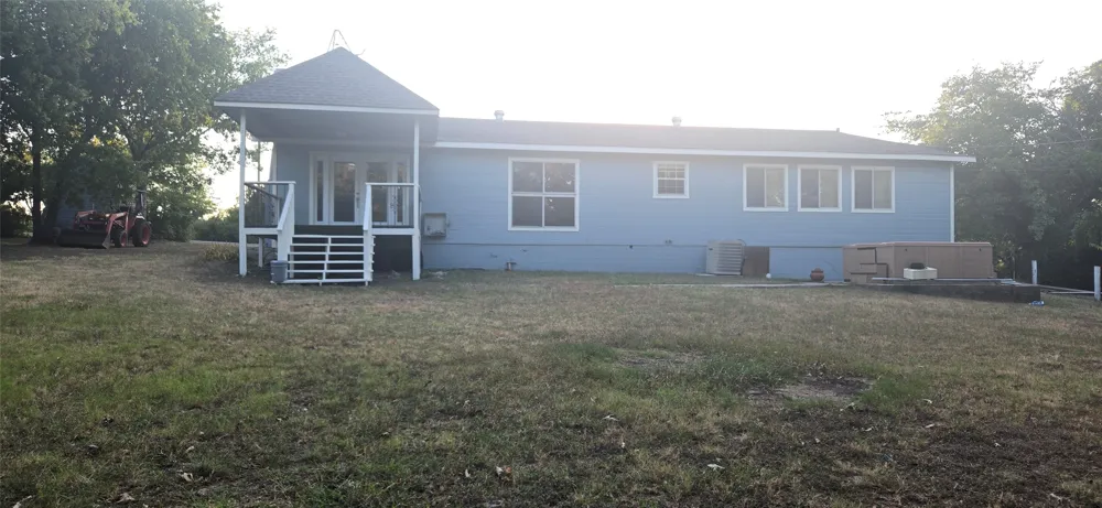 270 Butcher Point Gainesville, TX 76240