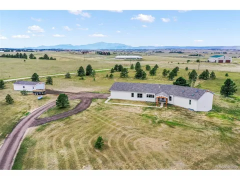 18050 Quarterhorse Lane