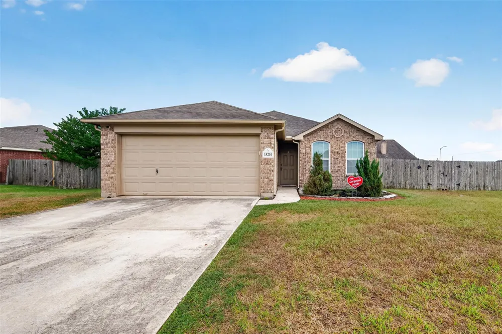 15210 Victoria Baytown, TX 77523