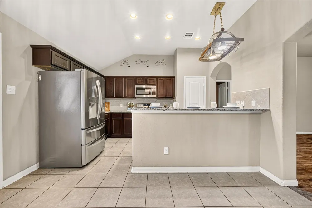 15210 Victoria Baytown, TX 77523