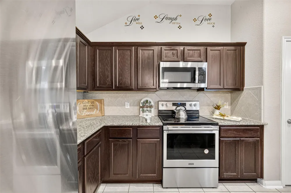 15210 Victoria Baytown, TX 77523