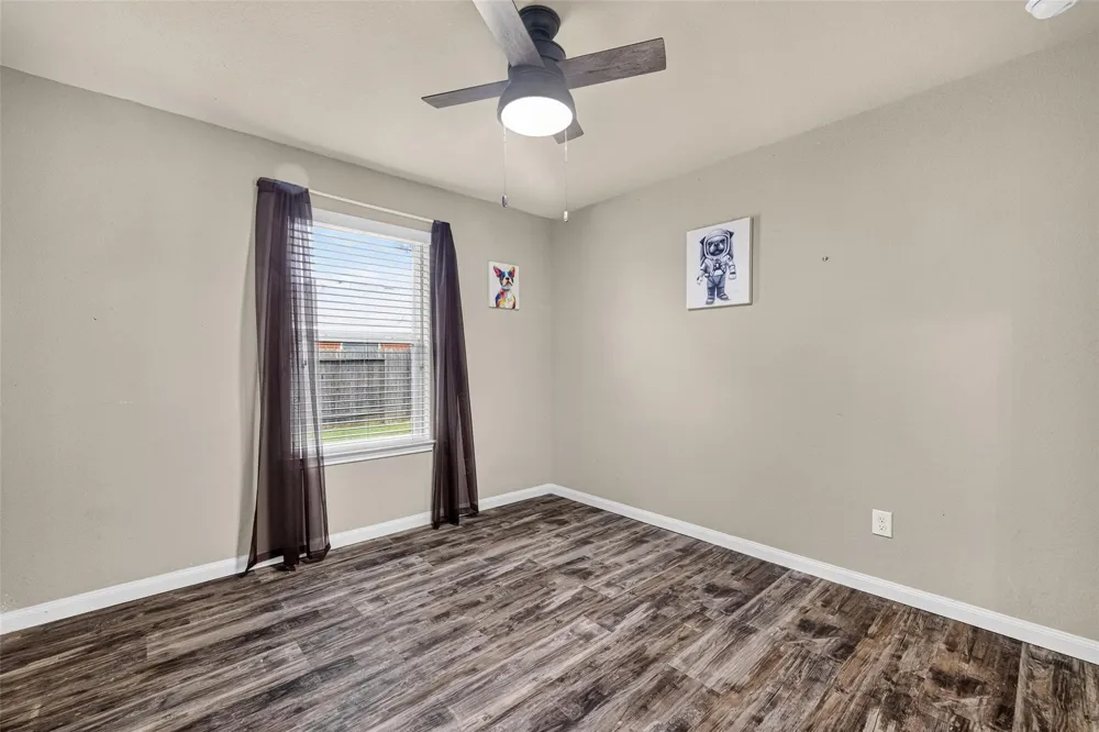 15210 Victoria Baytown, TX 77523