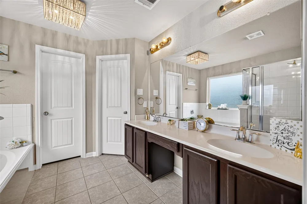 15210 Victoria Baytown, TX 77523