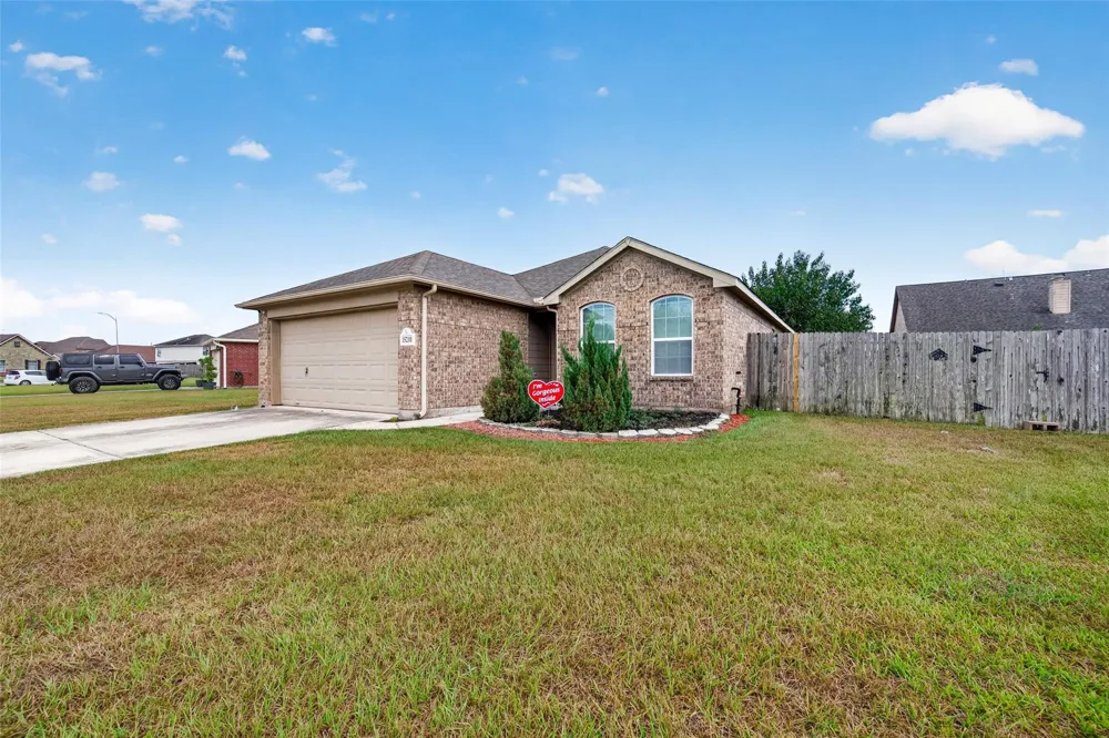 15210 Victoria Baytown, TX 77523