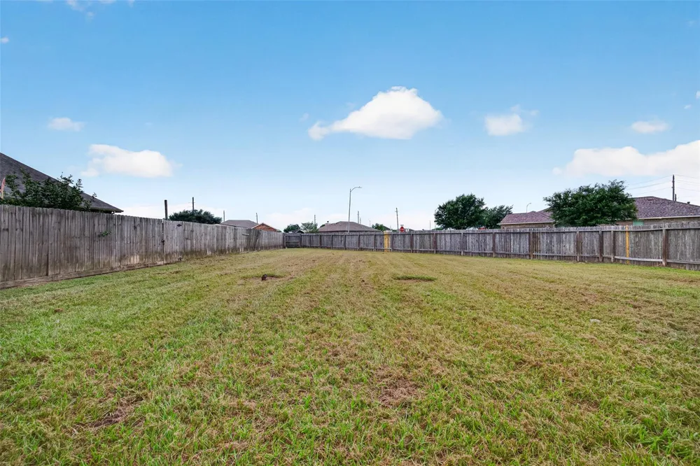 15210 Victoria Baytown, TX 77523