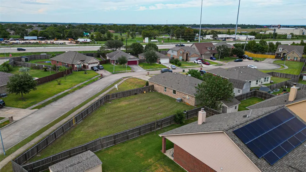 15210 Victoria Baytown, TX 77523