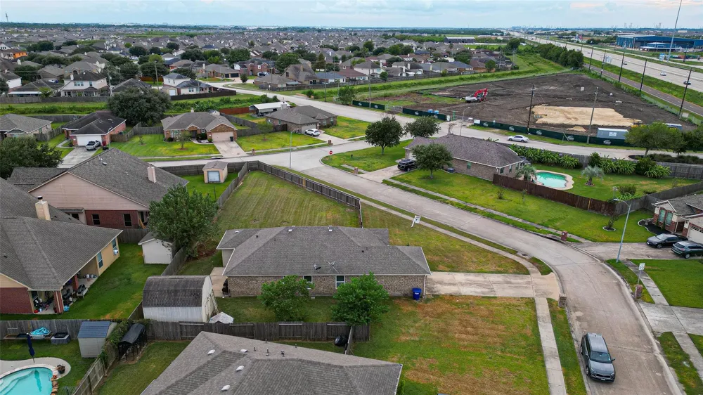 15210 Victoria Baytown, TX 77523