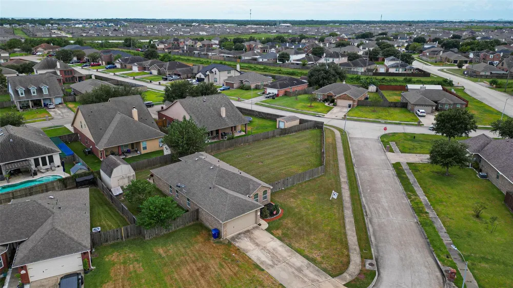 15210 Victoria Baytown, TX 77523