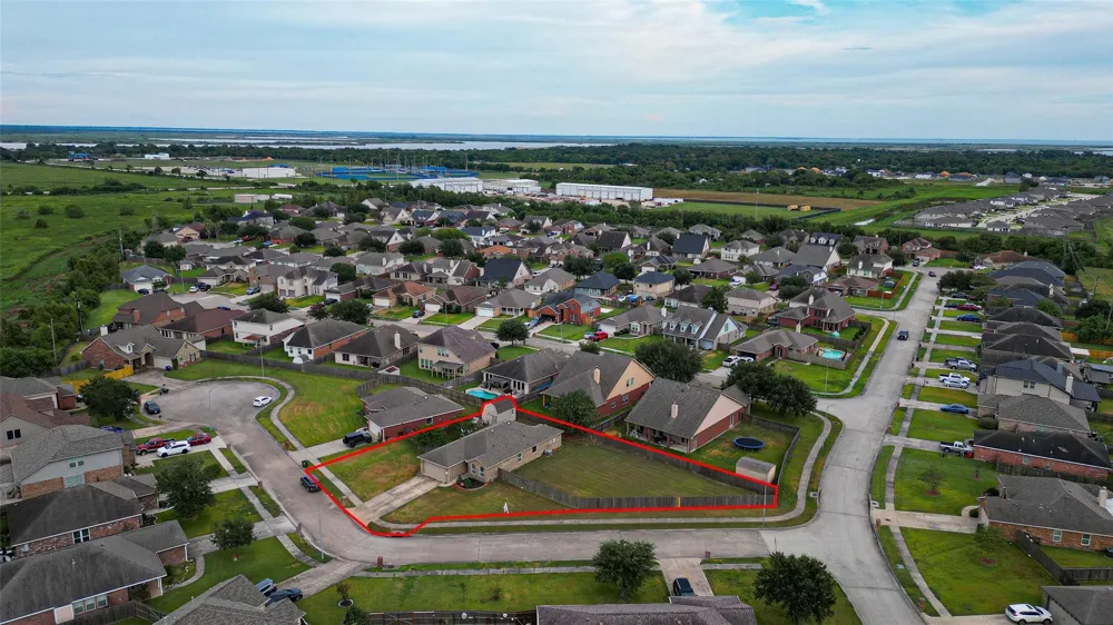 15210 Victoria Baytown, TX 77523