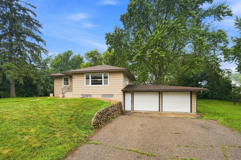 22 Elm Avenue S Maple Lake, MN 55358