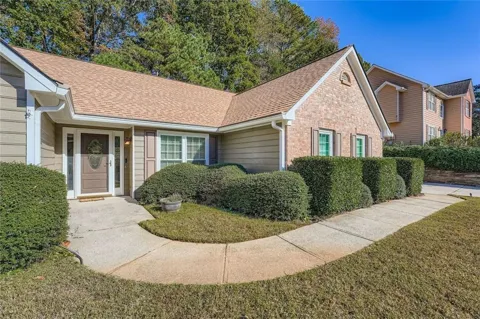 2895 Dogwood Creek