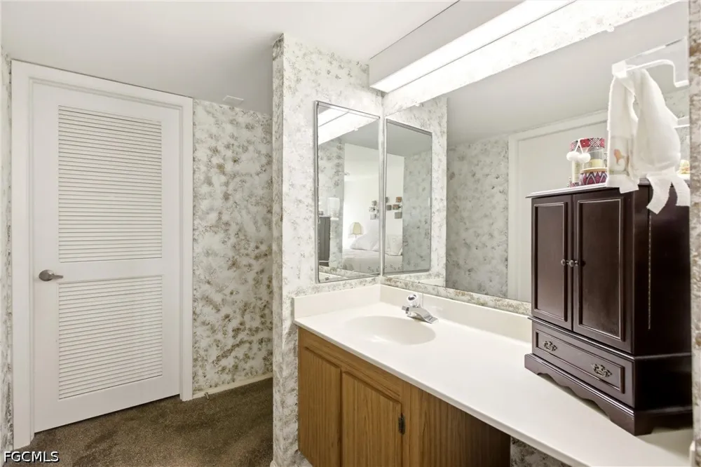 Trawler Court #303 Fort Myers, FL 33919